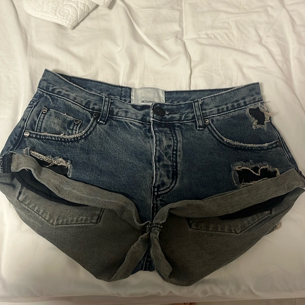 ONE TEASPOON SIZE 26 Lightly worn no rips or stains